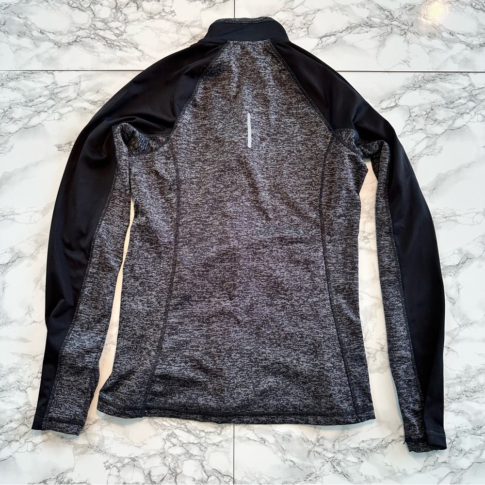 Reebok | Running Jacket - Picture 5 of 11